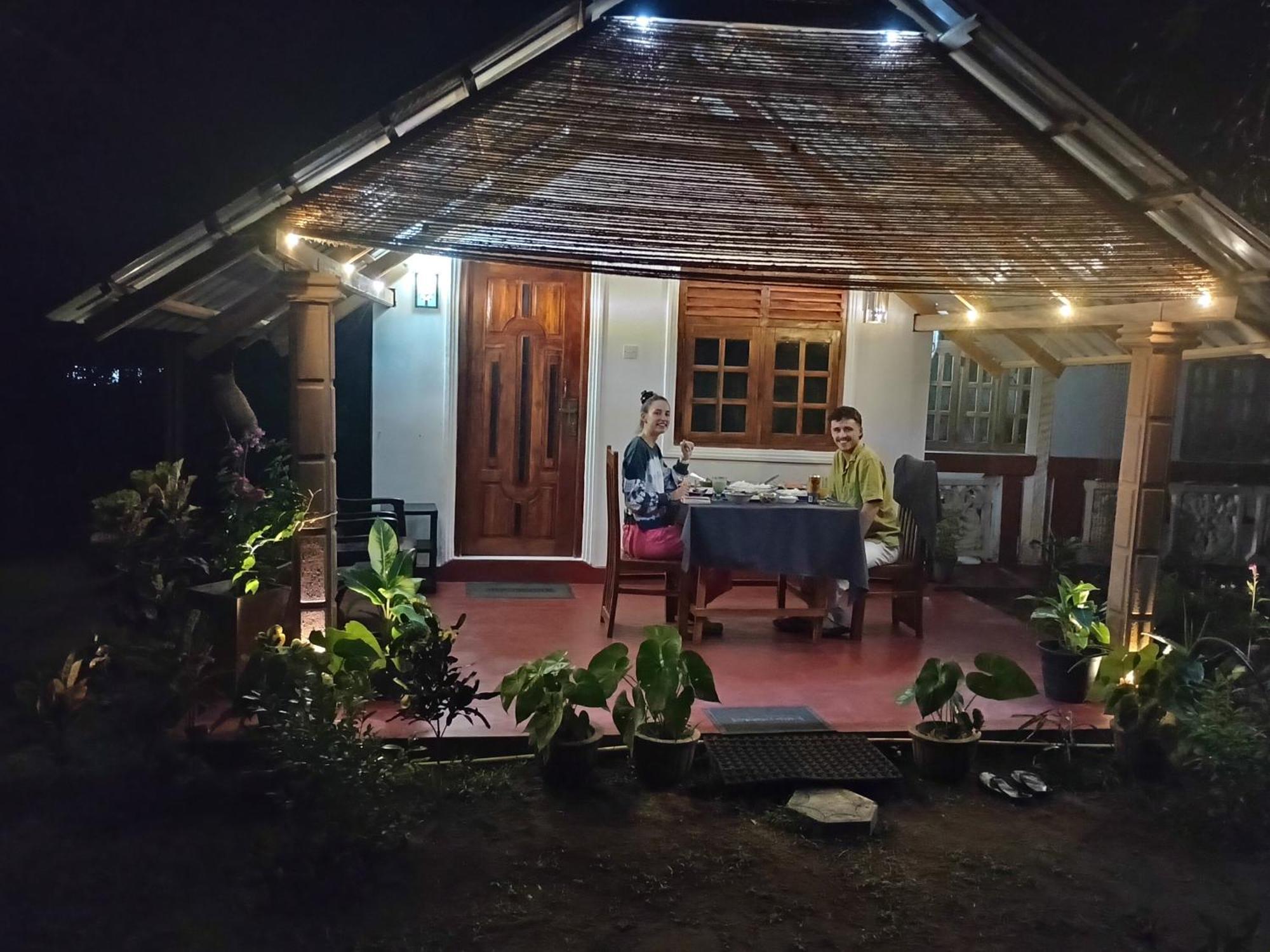 Jungle Eco Lodge & Safari Sigiriya Ngoại thất bức ảnh