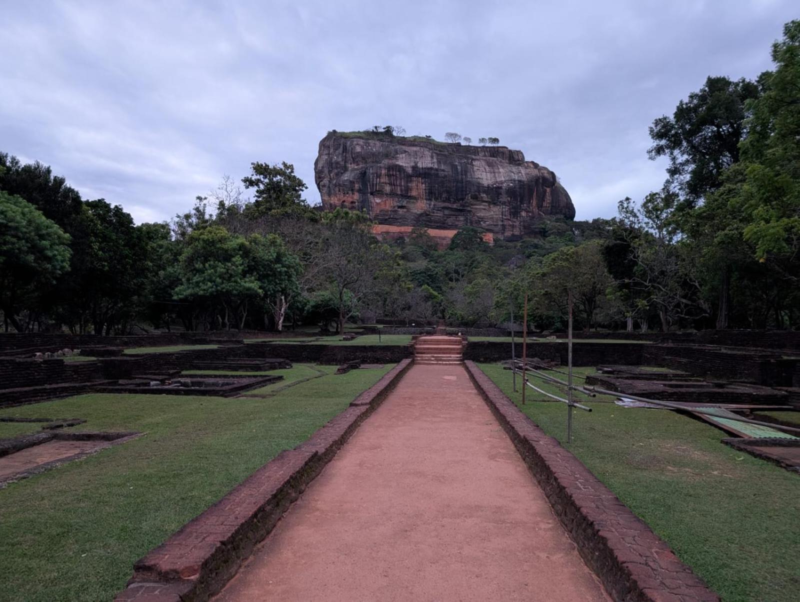 Jungle Eco Lodge & Safari Sigiriya Ngoại thất bức ảnh